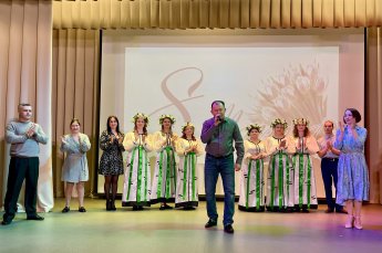 Концерт «Дарите женщинам цветы!»