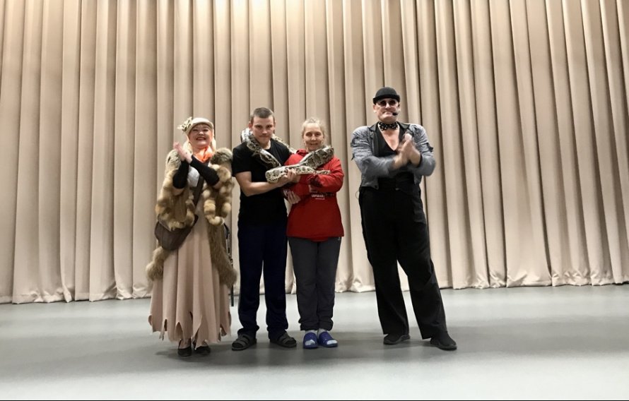 Магик-Шоу «Приключения лисы Алисы и кота Базилио»