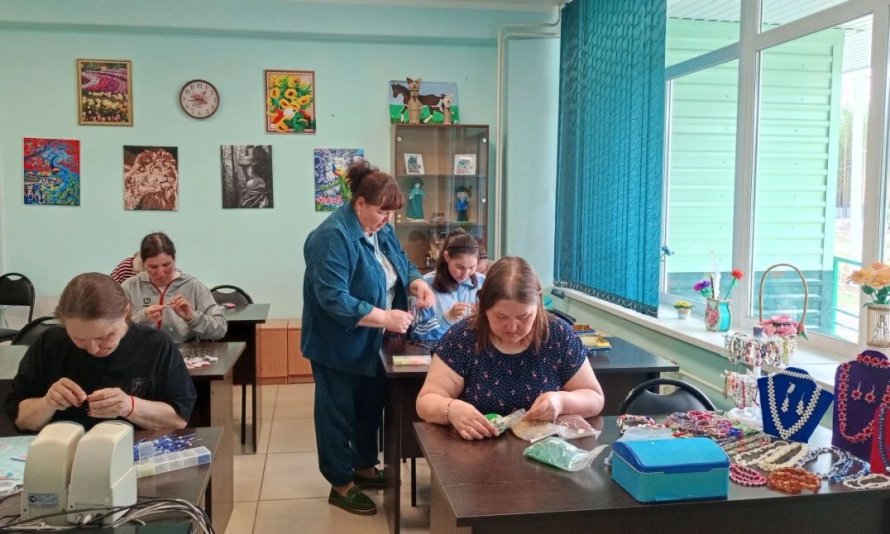 «Волшебство бисероплетения: роза своими руками».