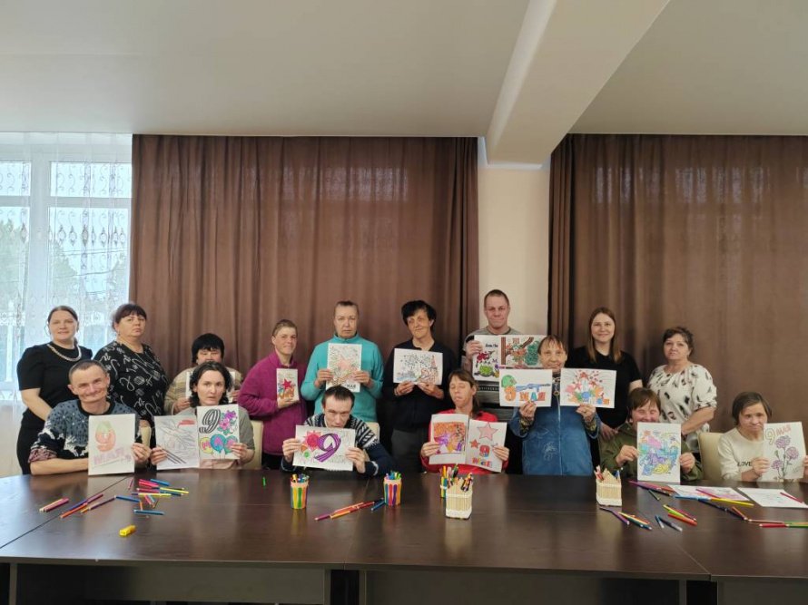 Конкурс рисунков «Этот День Победы!» в Чунском доме социального обслуживания